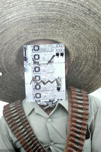 robot_mexico_cfmwall_0776