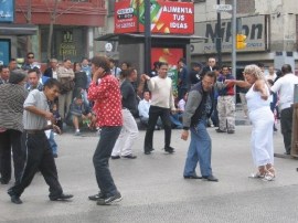 3250676-Dance_the_day_awayNew_Years_Eve_2007_Mexico_City