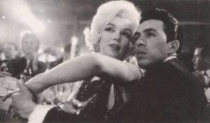 Bolaños y Comrada Marilyn