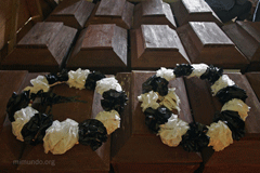 Exhumed bodies of genocide victims prepared for re-burial in Ixil (photo: James Rodriguez, mimundo.org)