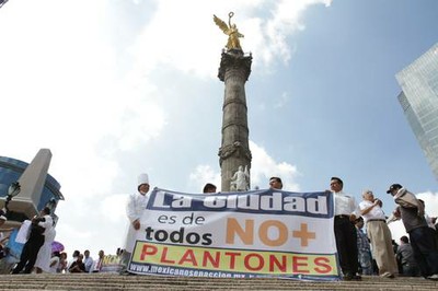 Photo: La Jornada/Roberto Garcia Ortiz